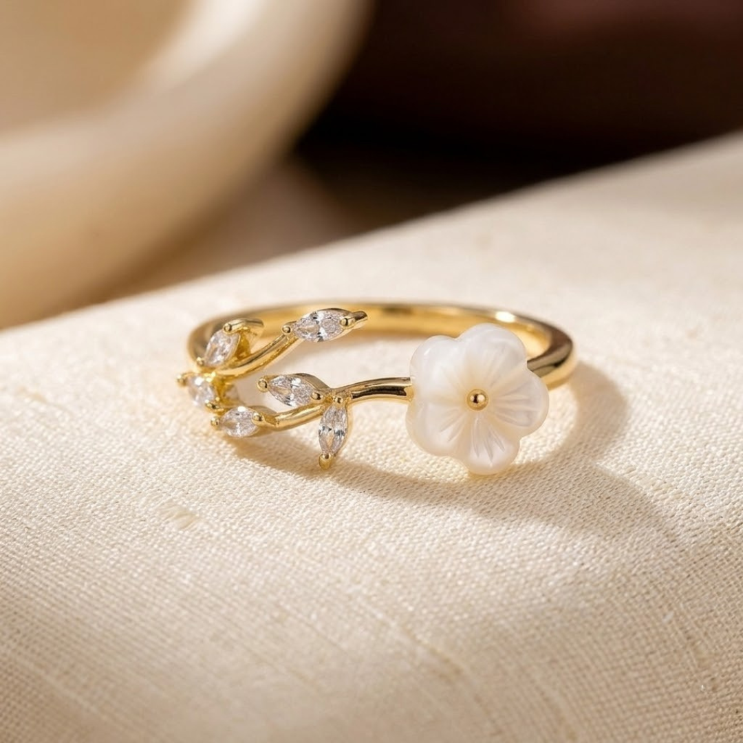 Gold Tone Floral and Leaf Open Ring